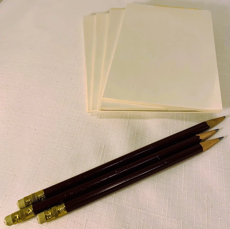 1987 Pictionary 2nd Edition Charades Game Complete in Very Good Cond FREE SHIP - Image 3 of 4