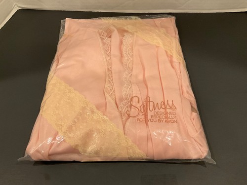 Softness Avon Vintage Women's Size S 12/14 Pink and Lace Robe Sleepwear NOS - Picture 6 of 6