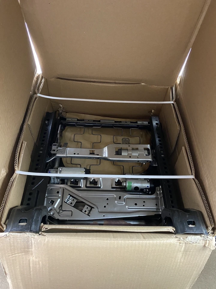 Asiento eléctrico delantero genuino Ford OEM 2010-2019 Lincoln MKT lado del conductor pista Foto 4 de 4