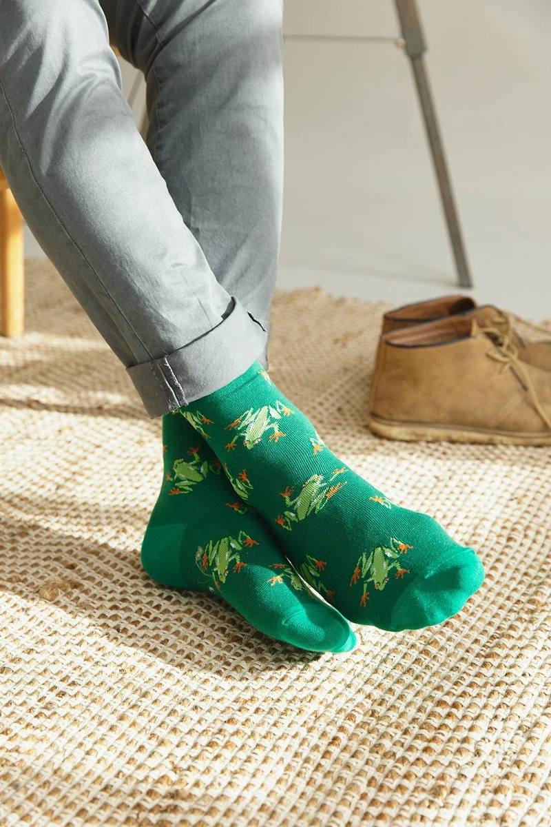 Frog shop slipper socks