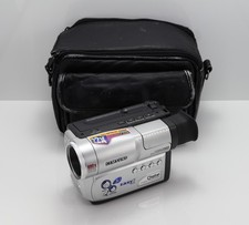 SAMSUNG VP-W80U CAMCORDER 8MM ANALOGUE VIDEO CAMERA VIDEO8 TAPE