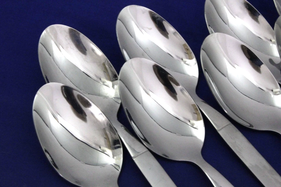 JUEGO: 8 SOPAS OVALADAS / CUCHARADASFarberware Alejandría cubiertos de acero inoxidable Foto 2 de 4