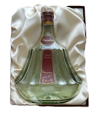 Hennessy Paradis Cognac 40% 0 7L 1980/90 Jahre Sammlerflasche Leere Flasche