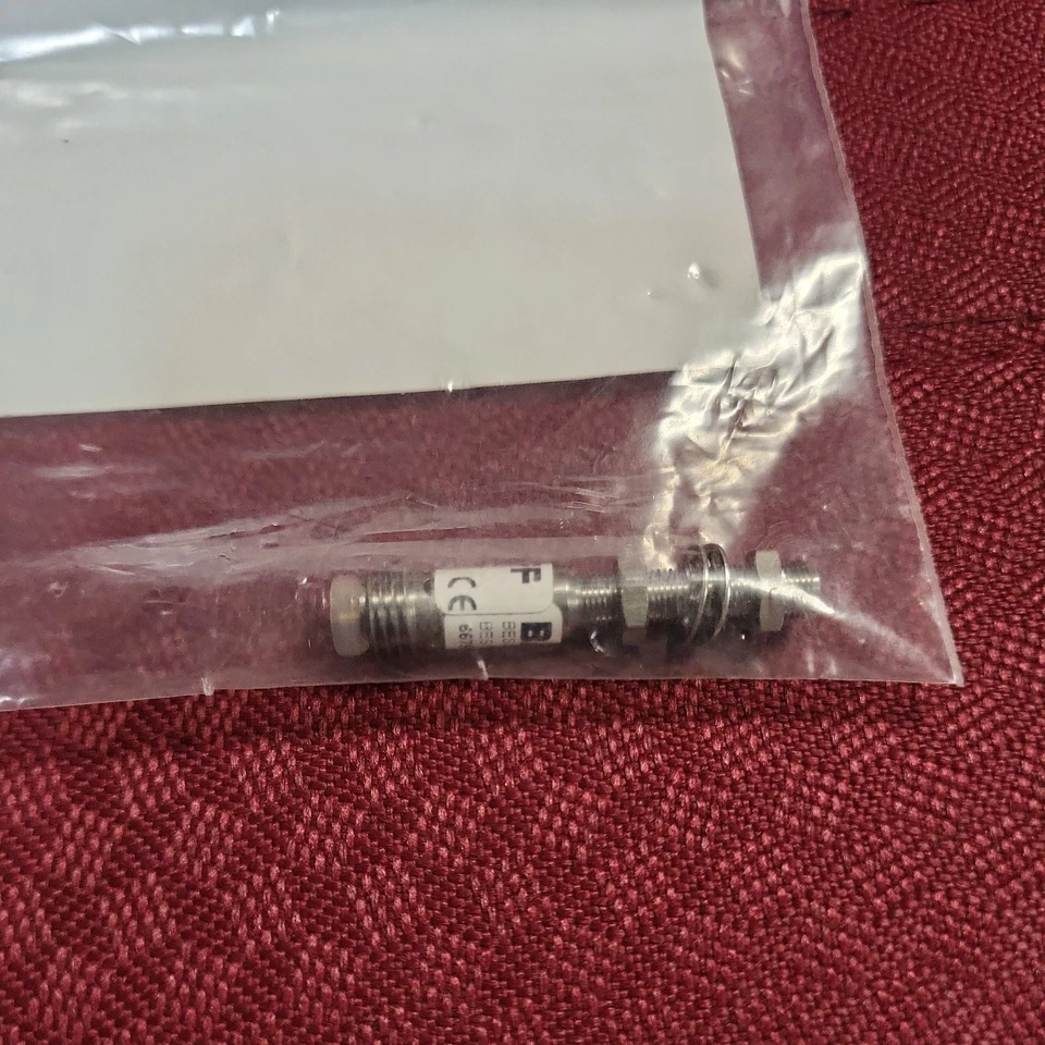 New In Box BALLUFF BES00H2 BES 516-3005-E5-C-S49 Proximity Switch - Image 2 of 2