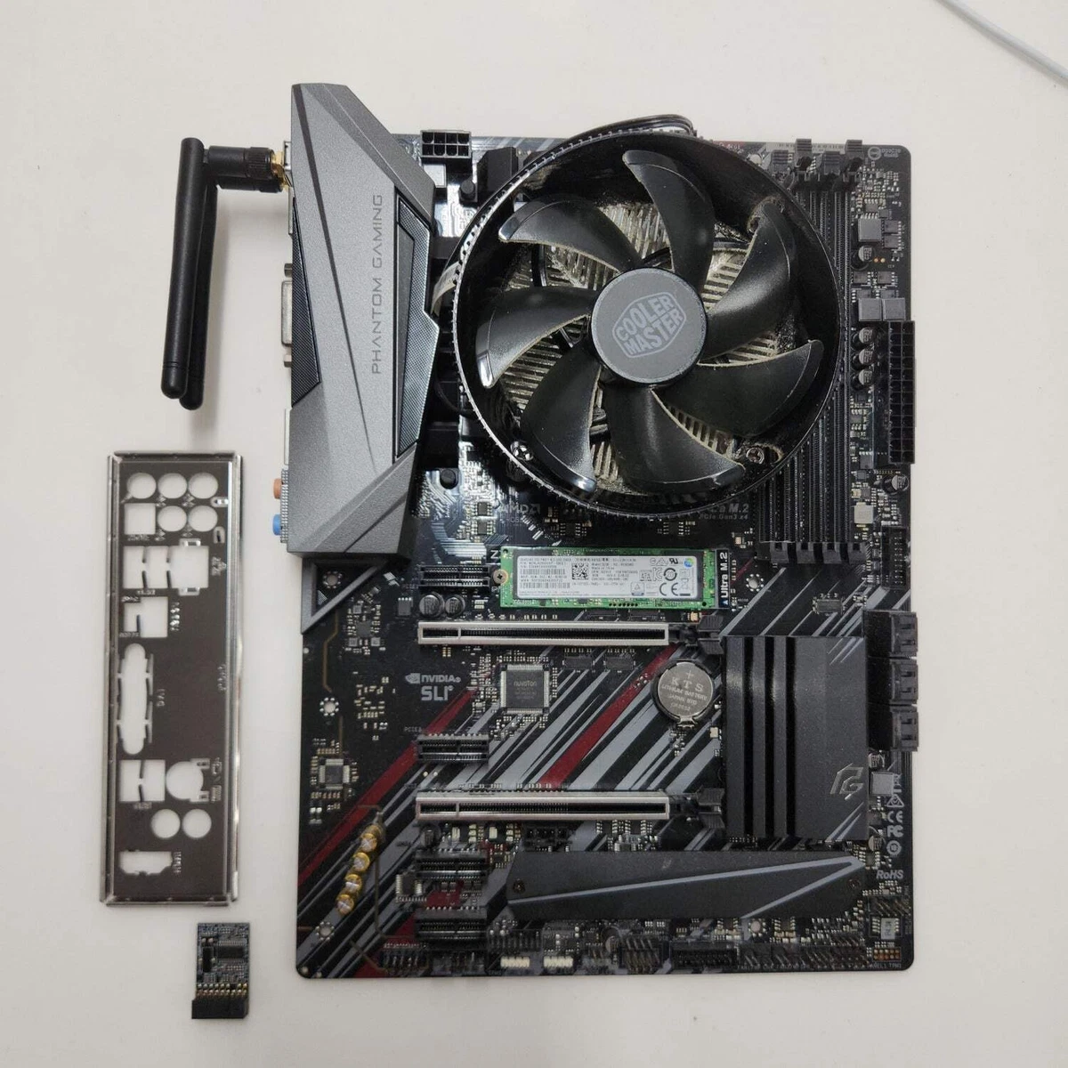 Intel Core i7-9700 + Z390 Asrock Phantom Gaming AC + Samsung 256GB