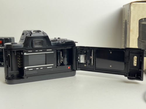 Nikon N4004s AF 35mm SLR Film Camera, Powers On - Sold As Is - Bild 4 von 4