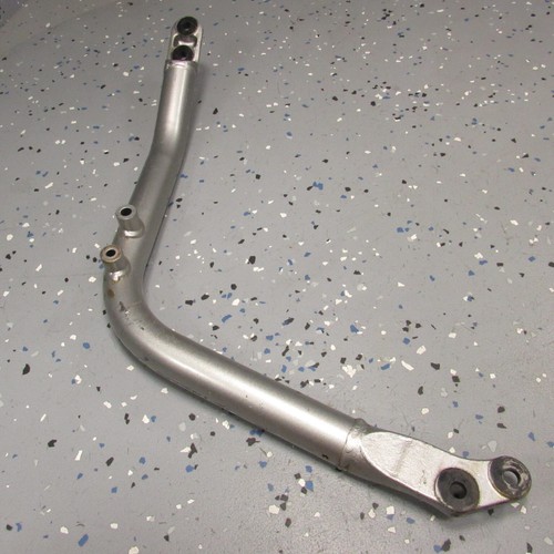 Frame Support / Down Tube / Cradle Bracket 01-05 FZ1 FZS1000 FZ1000 (SILVER) - Picture 9 of 14