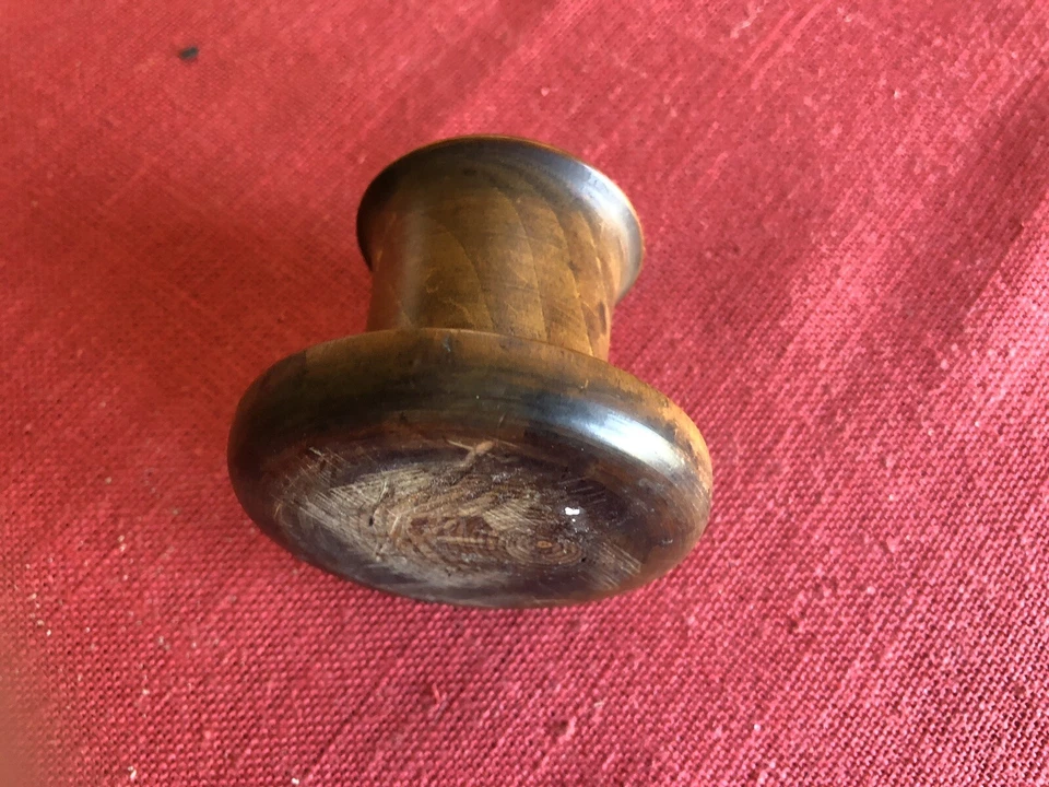 Antigua taza de dados "sombrero superior" con dados c1920 Foto 2 de 4