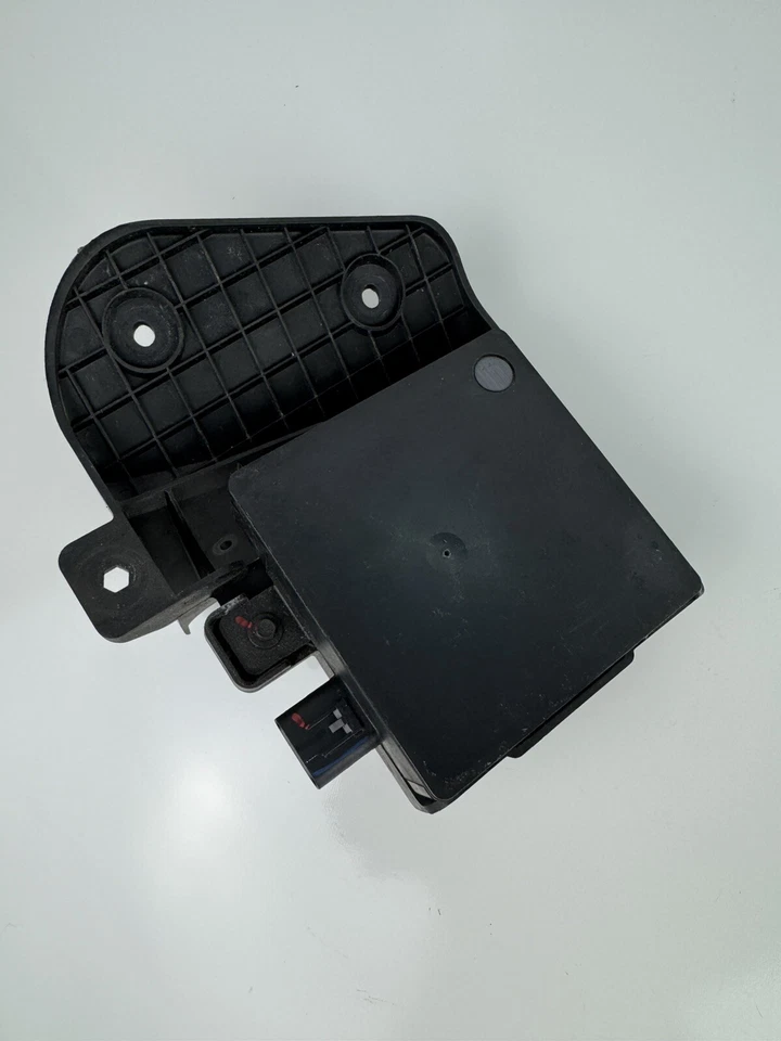 2013 -2016 Lincoln MKZ OEM Left Side Blind Sensor Control Module DP5T-14D599-BE - Image 2 of 4