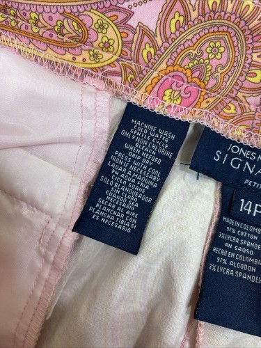 Jones New York Signature Pants Womens 14P Pink Paisley Capri Pull On Stretch EUC - Picture 4 of 7
