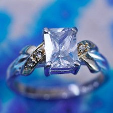 Size 7.25, vintage Sterling 925 silver engagement ring with cz