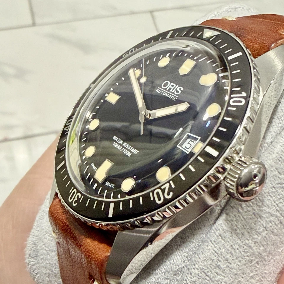 Reloj automático Oris Divers Sixty-Five 42 mm esfera negra 01 733 7720 4054-07 5 21 Foto 4 de 4