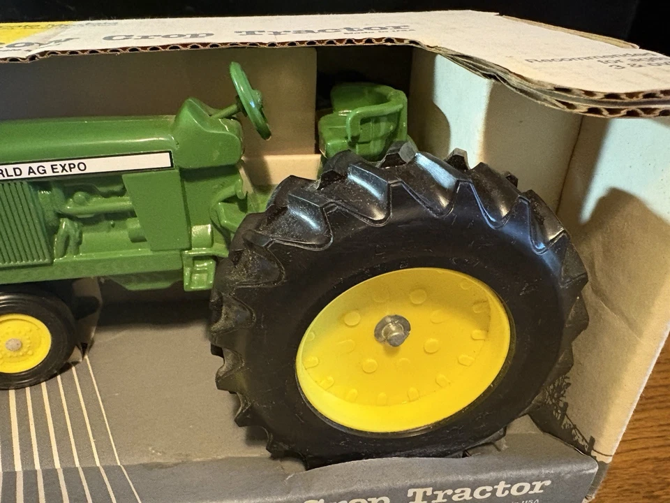 MODELOS A ESCALA 1/16 TRACTOR JOHN DEERE 1988 EXPOSICIÓN MUNDIAL EXHIBICIÓN GRANJA JUGUETE HF Foto 4 de 4