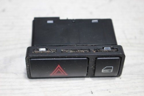 Schalter Warnblinker Warnblinkschalter 8368920 BMW 3er E46 Bj,03