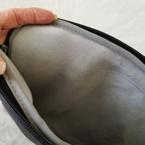 NEW! Lightweight Laptop Computer Sleeve with Plush Lining and Pockets - Picture 7 of 12
