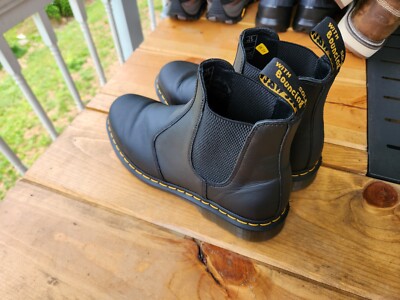 Dr. Martens Men's 2976 Waxed Full Grain Leather Chelsea Dr. Martens Men's 2976 Waxed Full Grain Leather Chelsea
