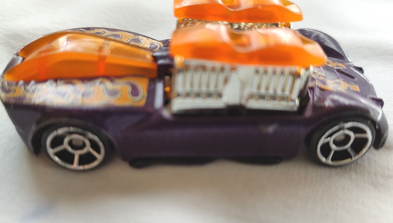 Hot Wheels 1:64 McDonald's Promo 2006 Purple & Orange w/ Pop Up Engine EUC