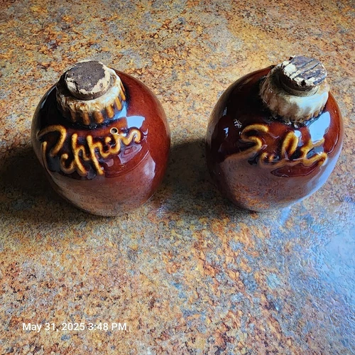 Vintage Hull Pottery Salt & Pepper Shakers Brown Drip Glaze 4" Oven Proof USA