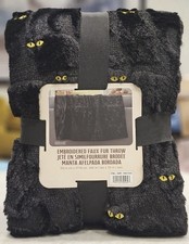 VIRAL TIK TOK COSTCO EMBROIDERED FAUX FUR HALLOWEEN FALL THROW BLACK CAT NWT