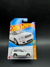 Hot Wheels '94 Audi Avant RS2 Diecast Car 1:64 WHITE 70s vs 90s 2/10 29/250 E6
