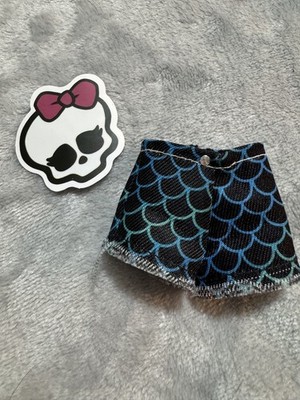 Monster High G3 Skulltimate Secrets Series 1 lagoona shorts