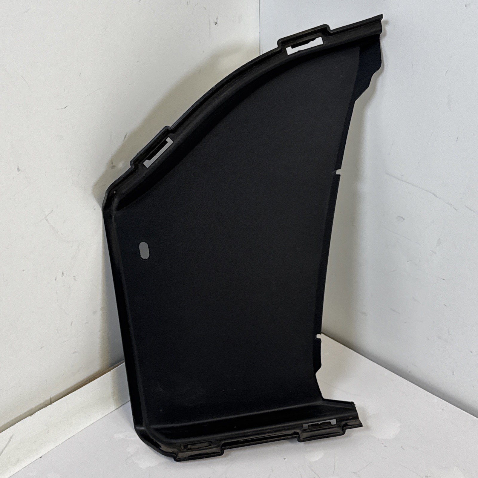 Maserati Grecale Front RH Bumper Cover 670184189 OEM