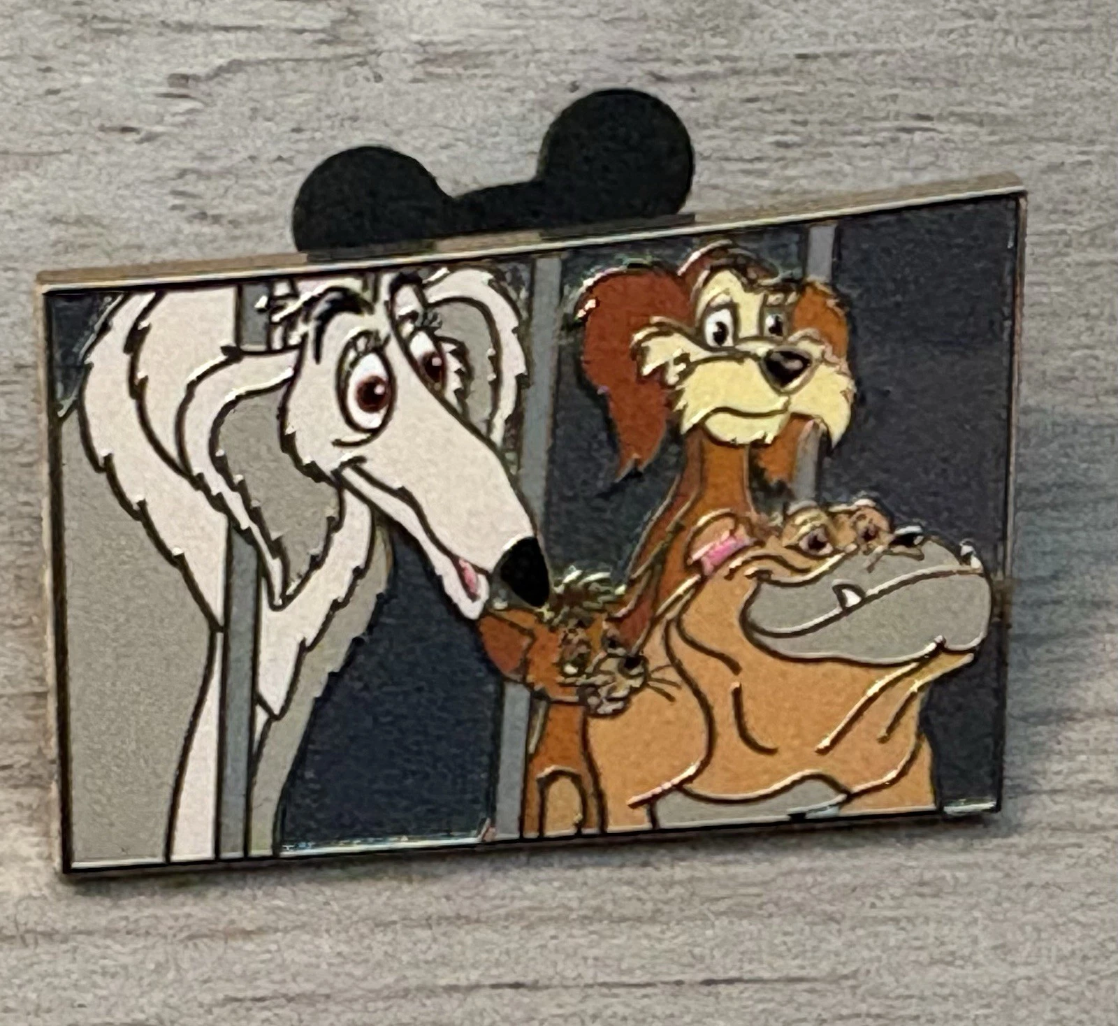 New 2025 Disney Parks Lady & The Tramp 70th Anniversary Puzzle Pin LR Pound Dogs