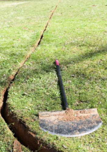 Wilton Thinline Trenching Spade 12 Inch Blade - Picture 9 of 12