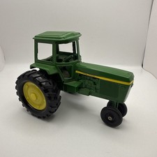 VINTAGE 1970s ERTL JOHN DEERE 66 TRACTOR NARROW FRONT COVERED CAB 1:32 DIECAST