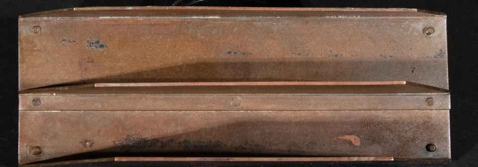 Porta-Cartas Deco Silver Crest Design Deco em Bronze - Imagem 4 de 4