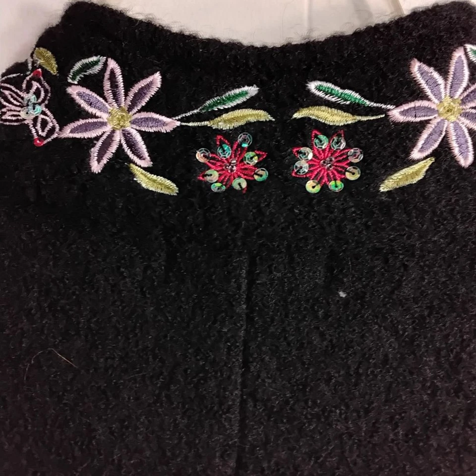 花朵刺绣Kenar黑色大衣 — 第 4/4 张图片
