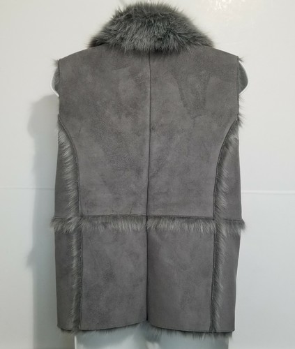 Women's Lisa International Gray Silver Faux Suede/Fur Lined Vest Washable Sz S - Picture 3 of 9