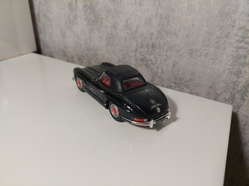 Corgi Classic Diecast Vehicle Car Mercedes 300 Sl Roadster 1:43 Scale Vgc Used - Picture 5 of 10