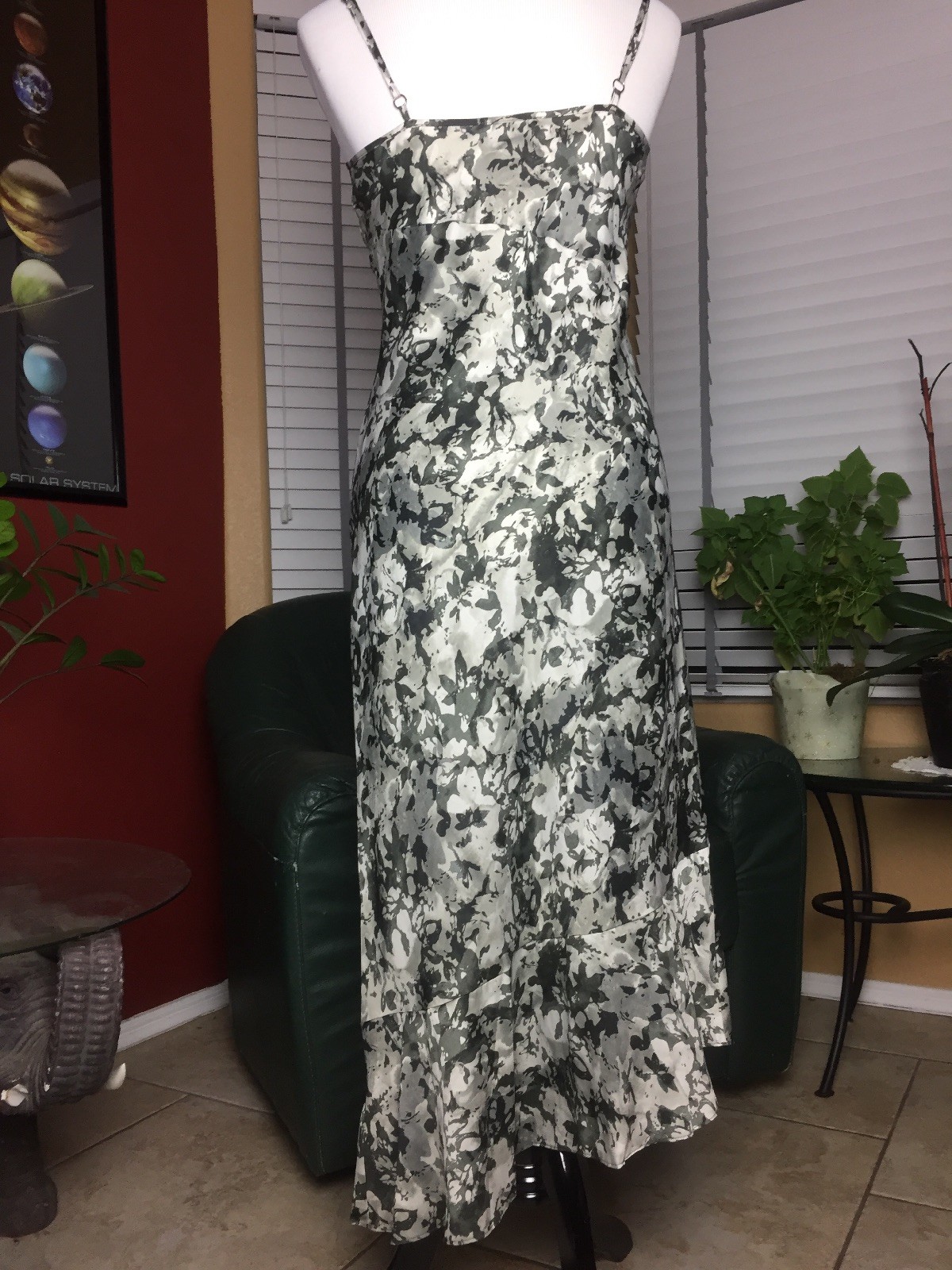 Picture 3 of 4