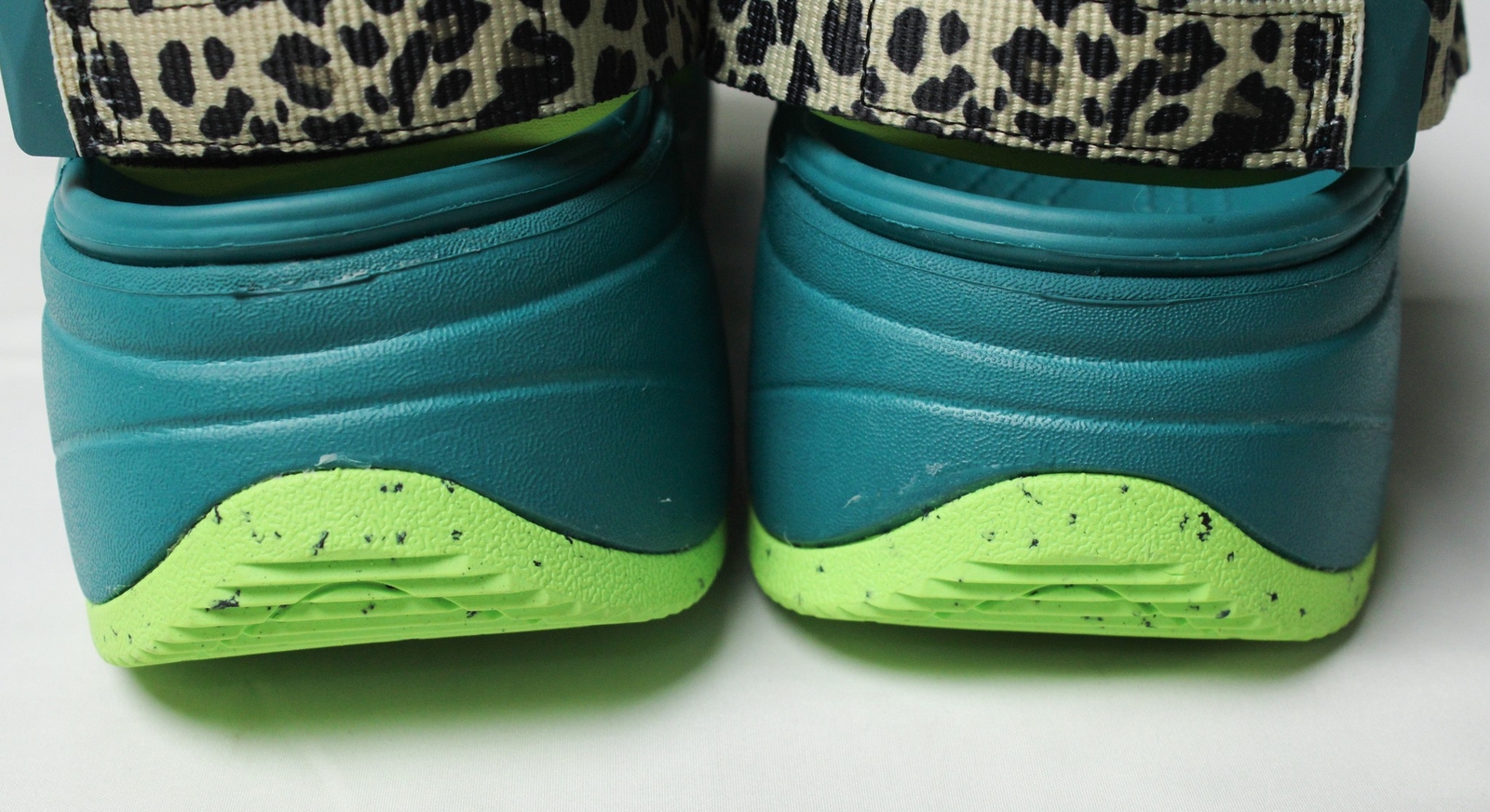 Crocs Unisex Hiker Xscape Animal Print Clog CD4 Teal Green 208605-9DB  US:M6/W8 | eBay