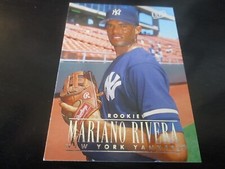 mariano rivera (new york yankees - p) 1995 fleer ultra ROOKIE CARD #105 MINT