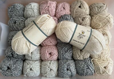 Hobby Lobby Yarn Bee DENIM IN COLOR Yarn Medium Worsted #4 Acrylic Cotton DISCON