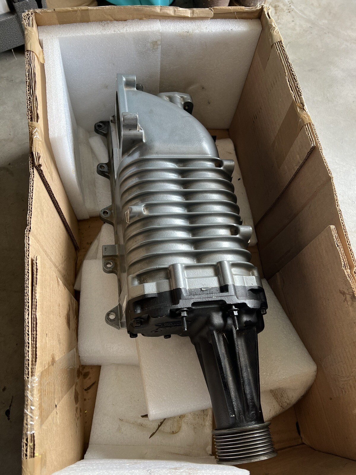 20032004 Ford Mustang Cobra Supercharger Stock Eaton SVT 4.6 32V 4V 03