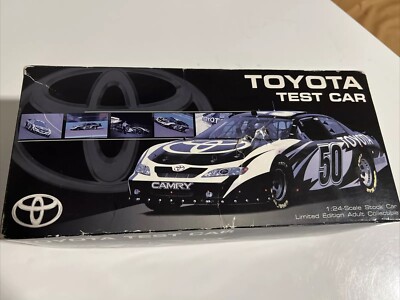 Toyota Test Car 2007 Camry Limited Edition C507821TOXX 1:24 Scale