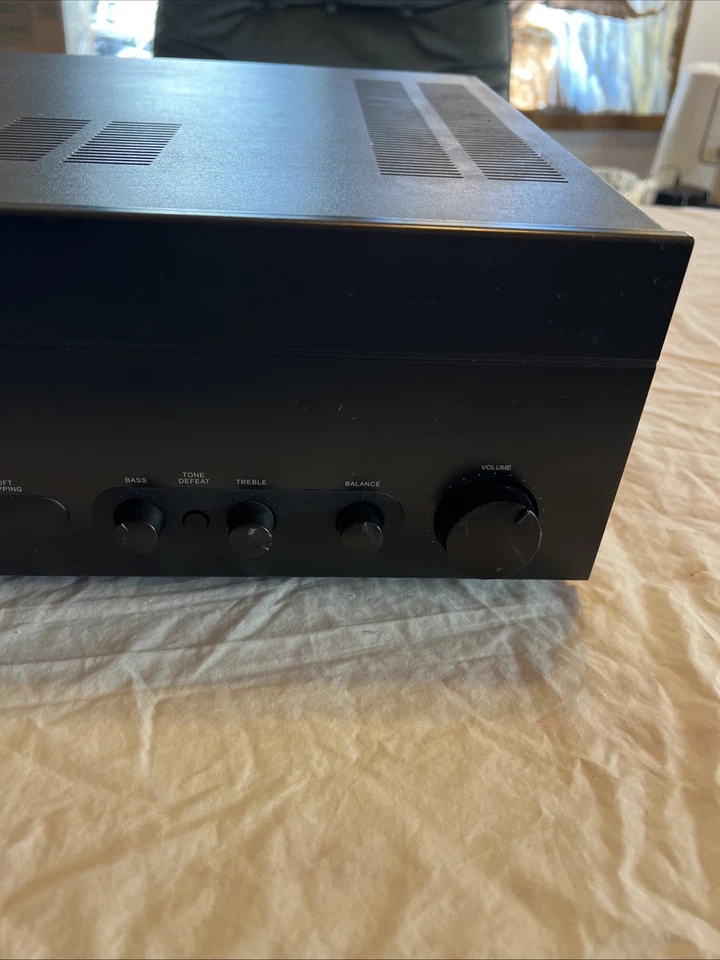 Amplificador integrado estéreo NAD C 370 120WPC amplificador de potencia para audiófilos funciona Foto 4 de 4