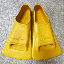 FINIS Zoomers Short Blade Swim Training Fins, Yellow, Size G