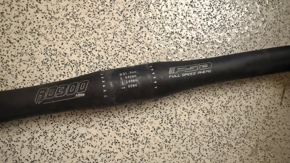 FSA RD300 Alloy Road Drop Handlebar 440mm 31.8mm 145mm Drop / 90mm Reach (K1) - Image 2 of 3