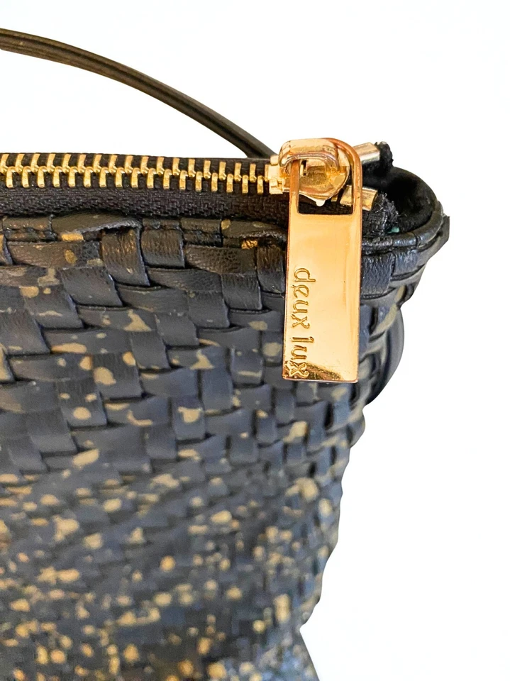 Сумочка через плечо Anthropologie Deux Lux тканая складная черно-золотистая брызги краски - Изображение 4 из 4