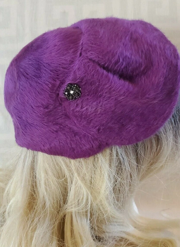 Sombrero estilo julieta melusina vintage años 50/60 púrpura real y cuentas azabache Foto 2 de 4