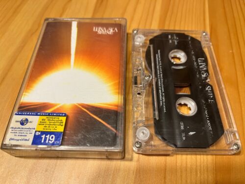 J-Rock lata 90. カセッ�トテープ Luna Sea Shine Taśma kasetowa (uniwersalna Tajlandia 1998) - Zdjęcie 1 z 3