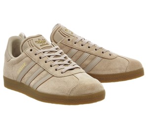 adidas gazelle brown