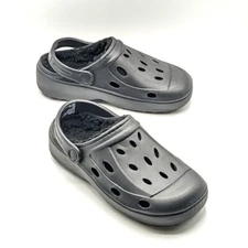 Berkley Jensen “Adult Clogs with Faux Fur Lining” Indoor Outdoor Shoes Black NEW