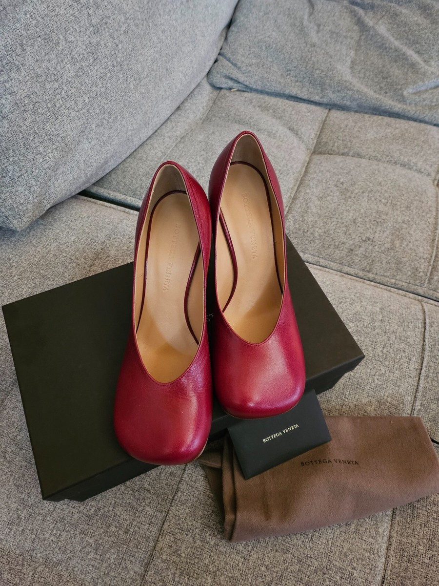 New Bottega Veneta red block square-toe 90 mm heels pumps 36 Us