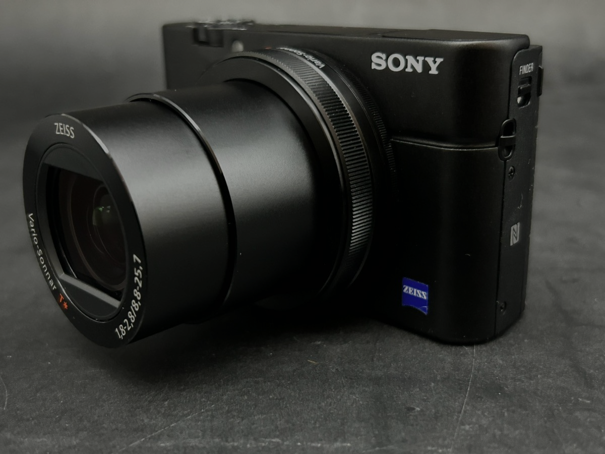 Sony DSC-RX100 III M3 20.1MP Digital Camera Zeiss Good condition W