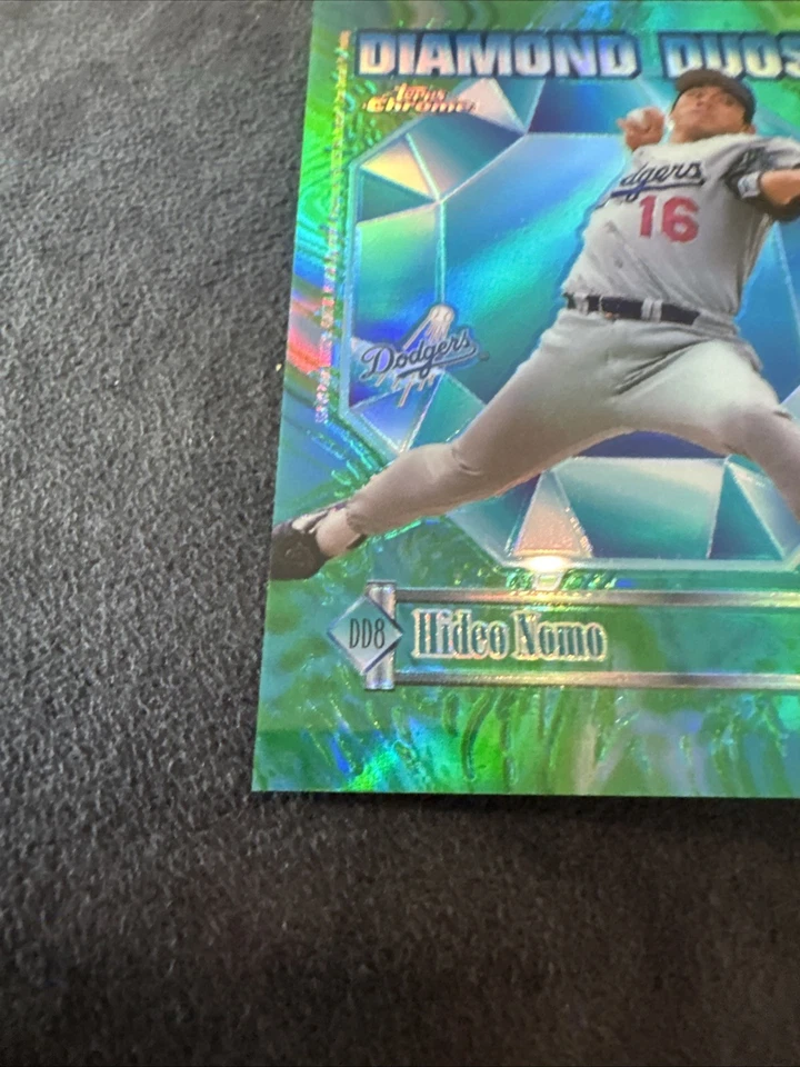 Mike Piazza Hideo Nomo 1997 Topps Chrome Diamond Duos Refractor - Image 3 of 4